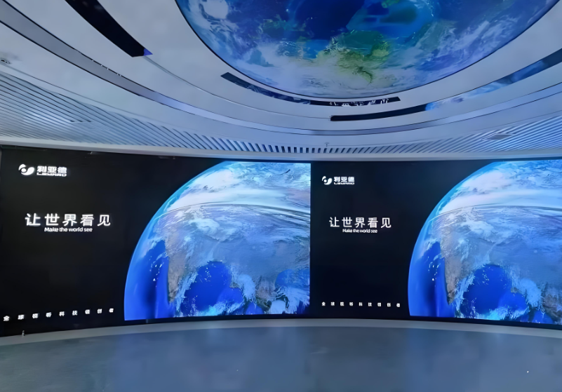 怎样选购性价比高的展厅LED显示屏？？？